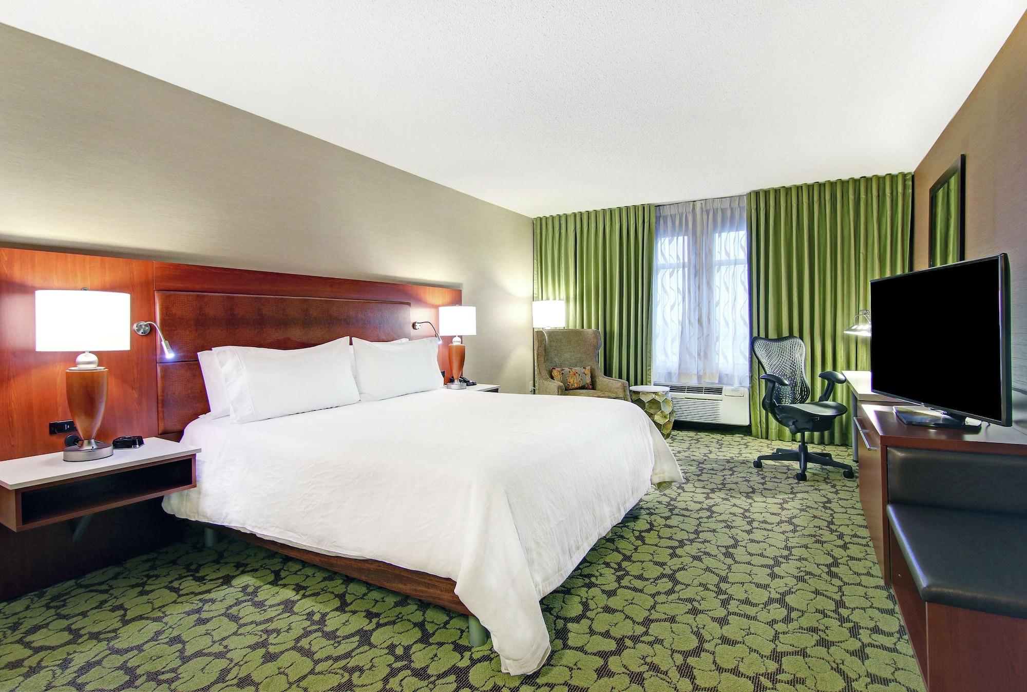 Hilton Garden Inn Toronto/Markham Thornhill Exterior photo