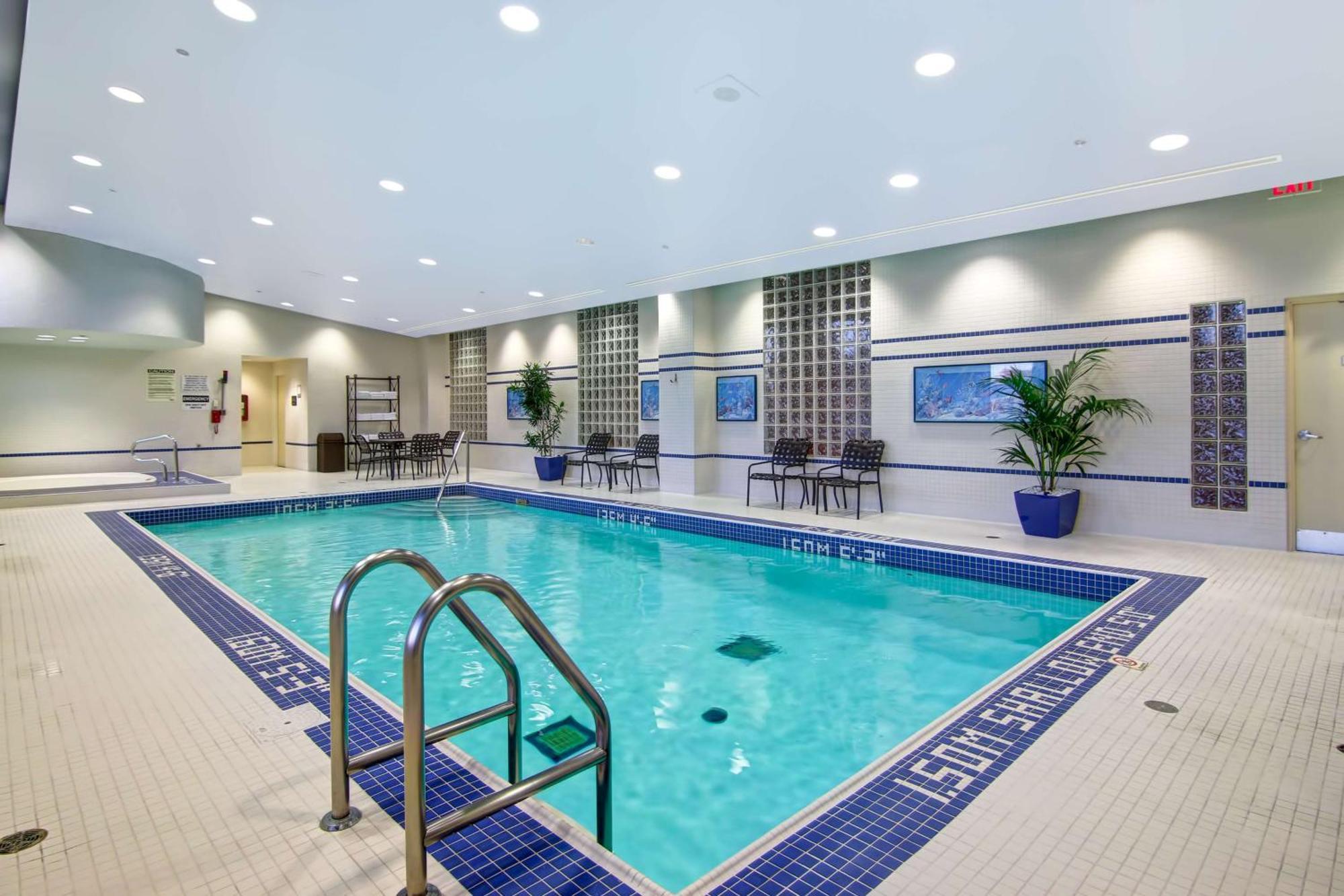 Hilton Garden Inn Toronto/Markham Thornhill Exterior photo